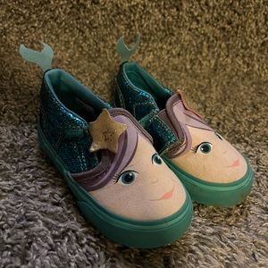 Toddler vans